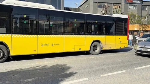 İstanbul'da İETT otobüsünde kan donduran olay: Bıçaklı saldırıda 1 ölü, 2 yaralı