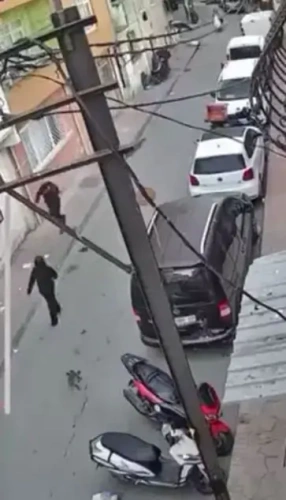 İstanbul'da ortaokul öğrencileri arasında kan donduran olay: Boynundan bıçaklandı