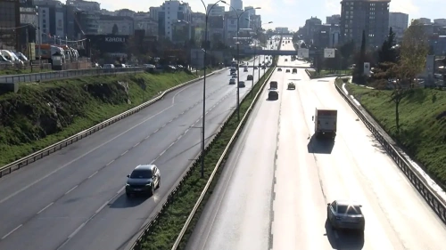 İstanbul'da yılbaşı sakinliği: Trafik yüzde 1'e geriledi