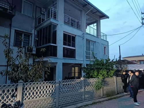 İzmir'de acı olay! Kanser hastası baba engelli kızını öldürüp intihar etti