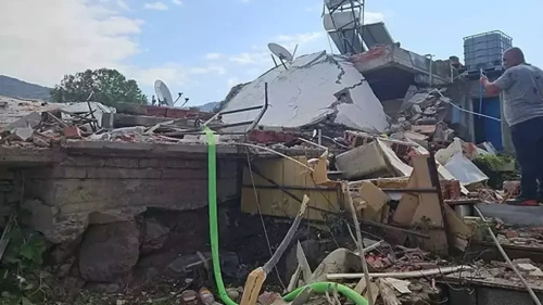 İzmir'de tüp patlaması: Çay demlerken faciayı yaşadı