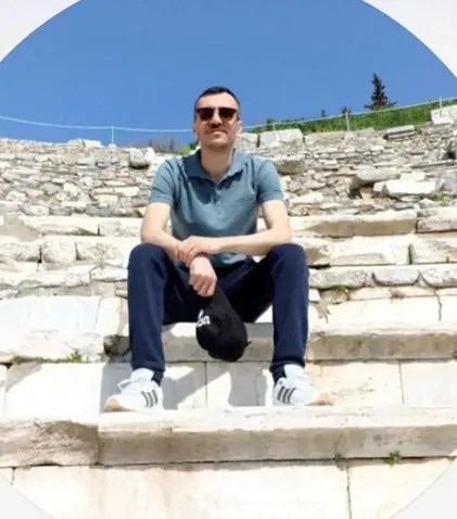 İzmir'de üçlü cinayet: Ailesini öldüren oğulun kıyafetinde barut izi bulundu