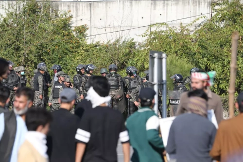 Karaçi'de kanlı protesto: ABD konsolosluğu önünde 9 ölü, 36 yaralı