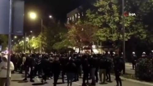 Karadağ'da etnik gerginlik: Türk vatandaşlarına karşı protesto üçüncü gününde