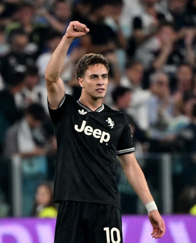 Kenan Yıldız'a Manchester United'dan dev teklif