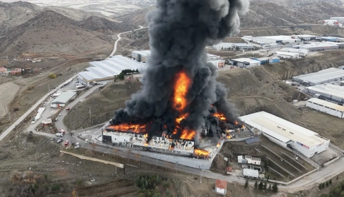 Kırıkkale OSB'de kimya fabrikasında büyük yangın