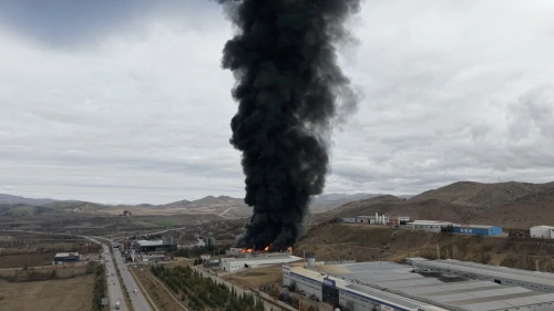 Kırıkkale OSB'de kimya fabrikasında büyük yangın