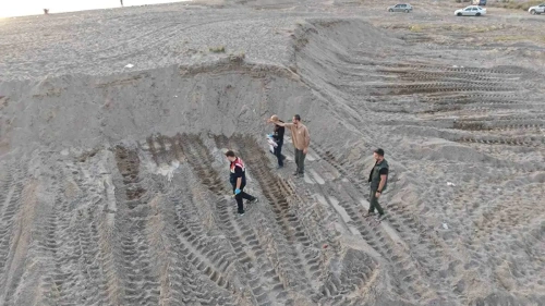 Manavgat sahillerinde kum hırsızlığı skandalı: Sahil kum ocağına döndü