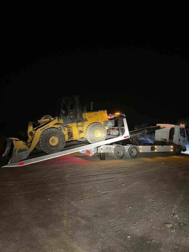 Manavgat sahillerinde kum hırsızlığı skandalı: Sahil kum ocağına döndü