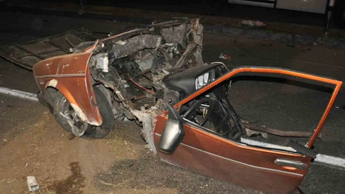 Manisa'da dehşet! Bir aile yok oldu, katliam gibi kaza kamerada!