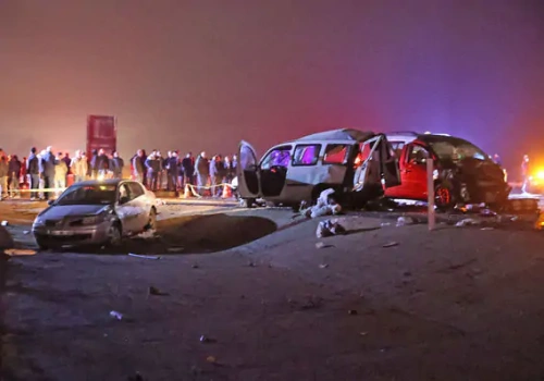 Mardin'de zincirleme kaza: 4 kişi hayatını kaybetti