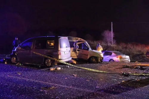 Mardin'de zincirleme kaza: 4 kişi hayatını kaybetti