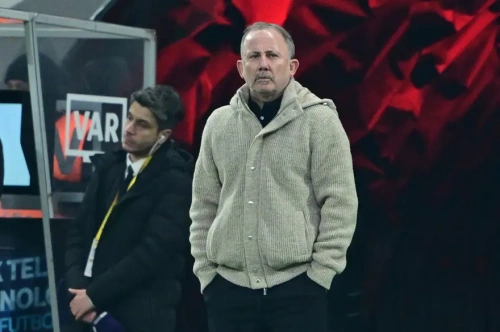 Osimhen'in golüyle Galatasaray derbiden galip ayrıldı