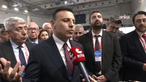 Özgür Özel tek aday olarak 4'üncü kez CHP Genel Başkanı seçildi