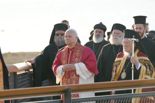 Papa 14. Leo, Birinci İznik Konsili'nin 1700. yıl dönümü için İznik'te