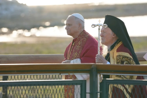 Papa 14. Leo, Birinci İznik Konsili'nin 1700. yıl dönümü için İznik'te