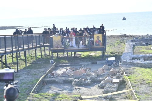 Papa 14. Leo, Birinci İznik Konsili'nin 1700. yıl dönümü için İznik'te