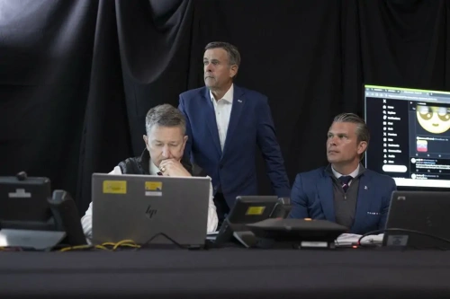 Pentagon, Venezuela saldırısını sosyal medyadan takip etti