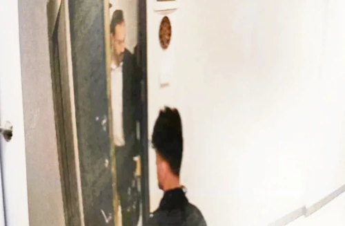 Sahte uyuşturucu ihbarıyla döviz bürosundan para çalan avukat ve polis tutuklandı