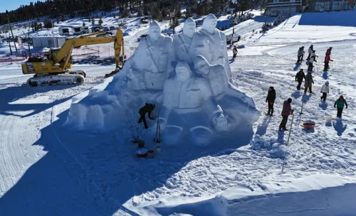 Sarıkamış şehitleri için kardan anıt: 111 yıllık vefa borcu
