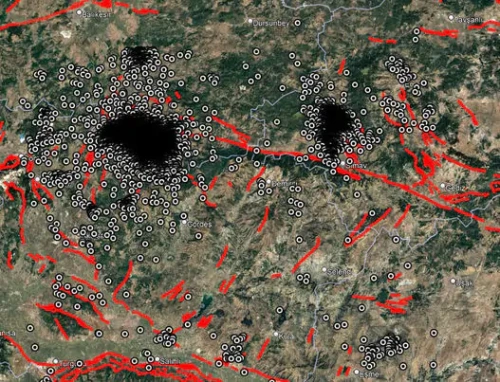 Sındırgı ve Simav’da deprem fırtınası: Bilinmeyen fay mı var?