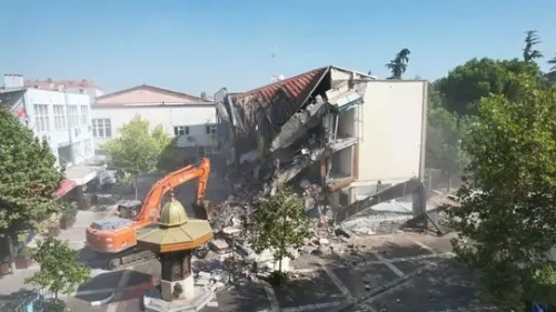 Sındırgı ve Simav’da deprem fırtınası: Bilinmeyen fay mı var?