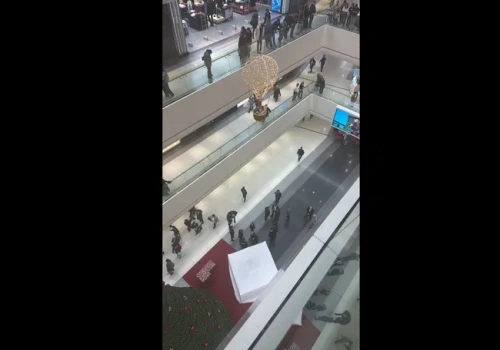 Şişli'de AVM'de trajik olay: 26 yaşındaki genç 2. kattan düşerek öldü