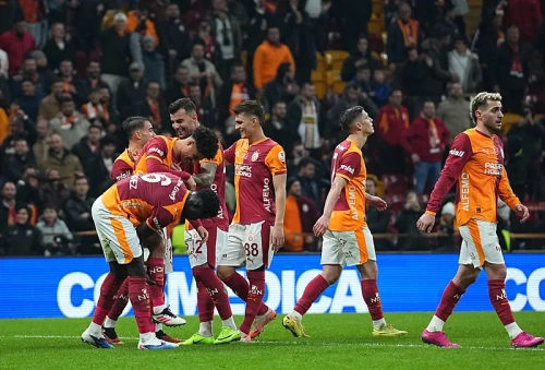 Spor yazarlarından Galatasaray-Kasımpaşa yorumu: Yunus şov yaptı