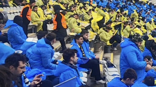 Süper Kupa'da yağmurluk tartışması: Kalite farkı sosyal medyayı salladı