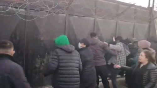 Suriye ordusu Halep'i kurtardı, PKK/YPG destekçileri ABD üssüne saldırdı