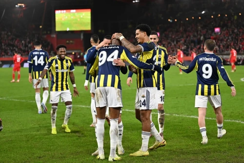 Talisca'nın hat-trick'i Fenerbahçe'yi zafere taşıdı