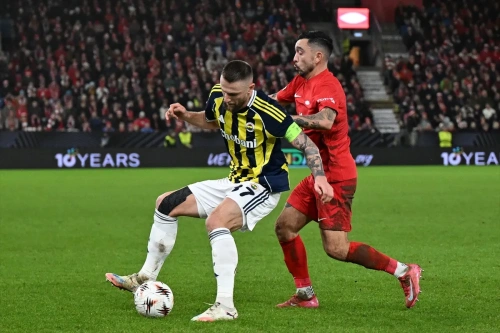 Talisca'nın hat-trick'i Fenerbahçe'yi zafere taşıdı