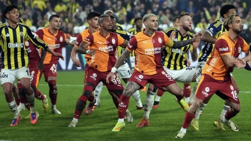TFF'den Galatasaray-Fenerbahçe maçı için yeni karar: Saat 18.45'e alındı