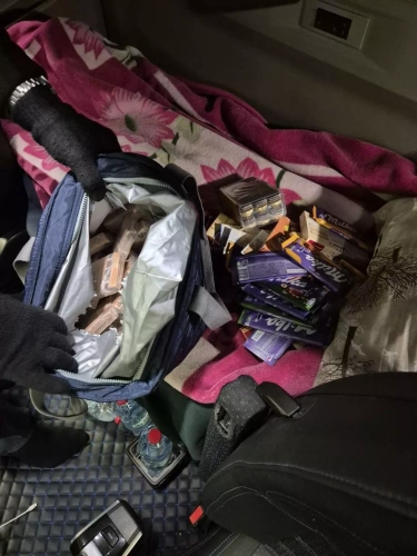 Tır sürücüsünün çantasından çikolata değil para çıktı: 220 bin Euro