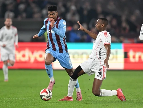 Trabzonspor - Beşiktaş derbisi 3-3 bitti: 6 gollü şov