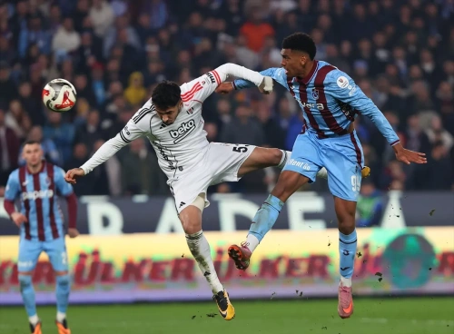 Trabzonspor - Beşiktaş derbisi 3-3 bitti: 6 gollü şov