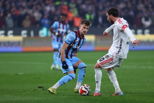 Trabzonspor - Beşiktaş derbisi 3-3 bitti: 6 gollü şov
