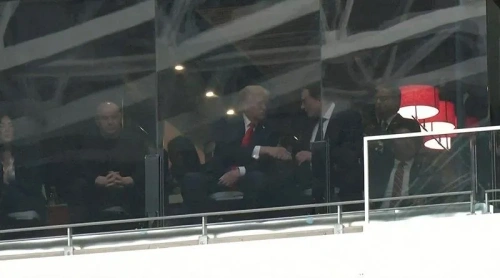 Trump ve Musk aylar sonra buluştu: Charlie Kirk anmasında el sıkıştılar