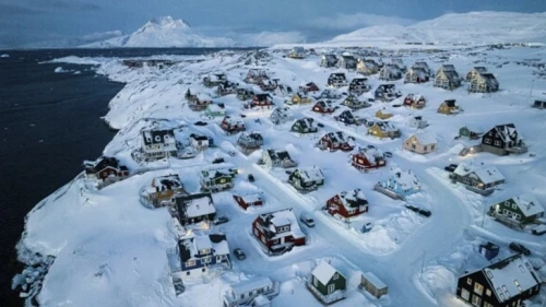 Trump'tan Grönland için 20 günlük süre, Danimarka'dan sert tepki