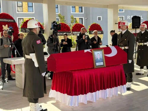 Türkiye 20 şehidini gözyaşlarıyla uğurluyor