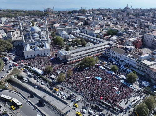 Türkiye Gazze için tek yürek!