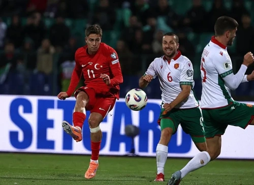 Türkiye'nin 6-1'lik zaferi spor yazarlarında: İkinci yarı bambaşkaydı