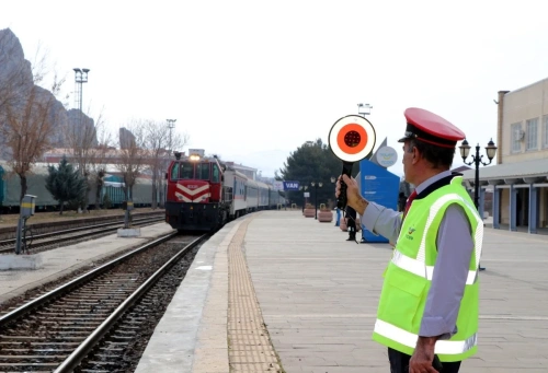 Van'a yılbaşı için İranlı turist yoğunluğu