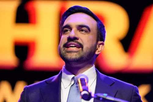 Zohran Mamdani New York'un ilk Müslüman belediye başkanı oldu